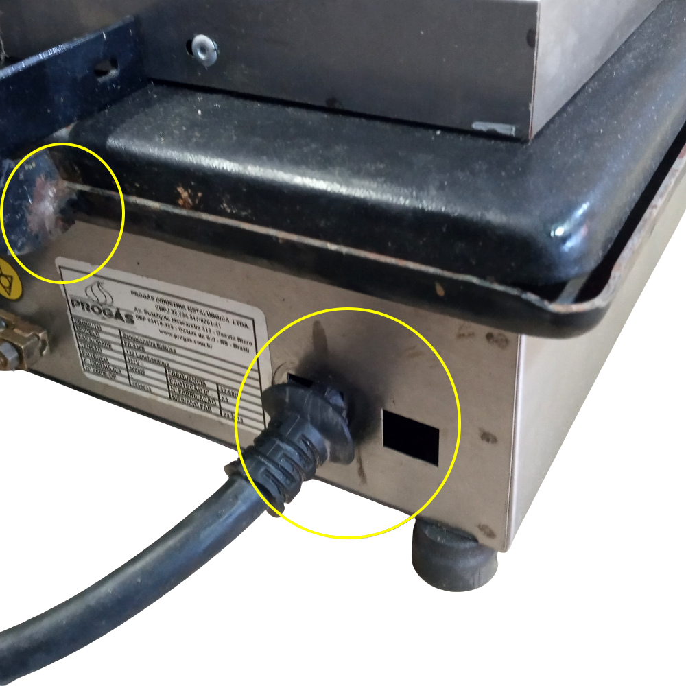 SEMINOVO - Sanduicheira Dupla 1 Prensa Gigante Elétrica PR-950E 127V - Progás