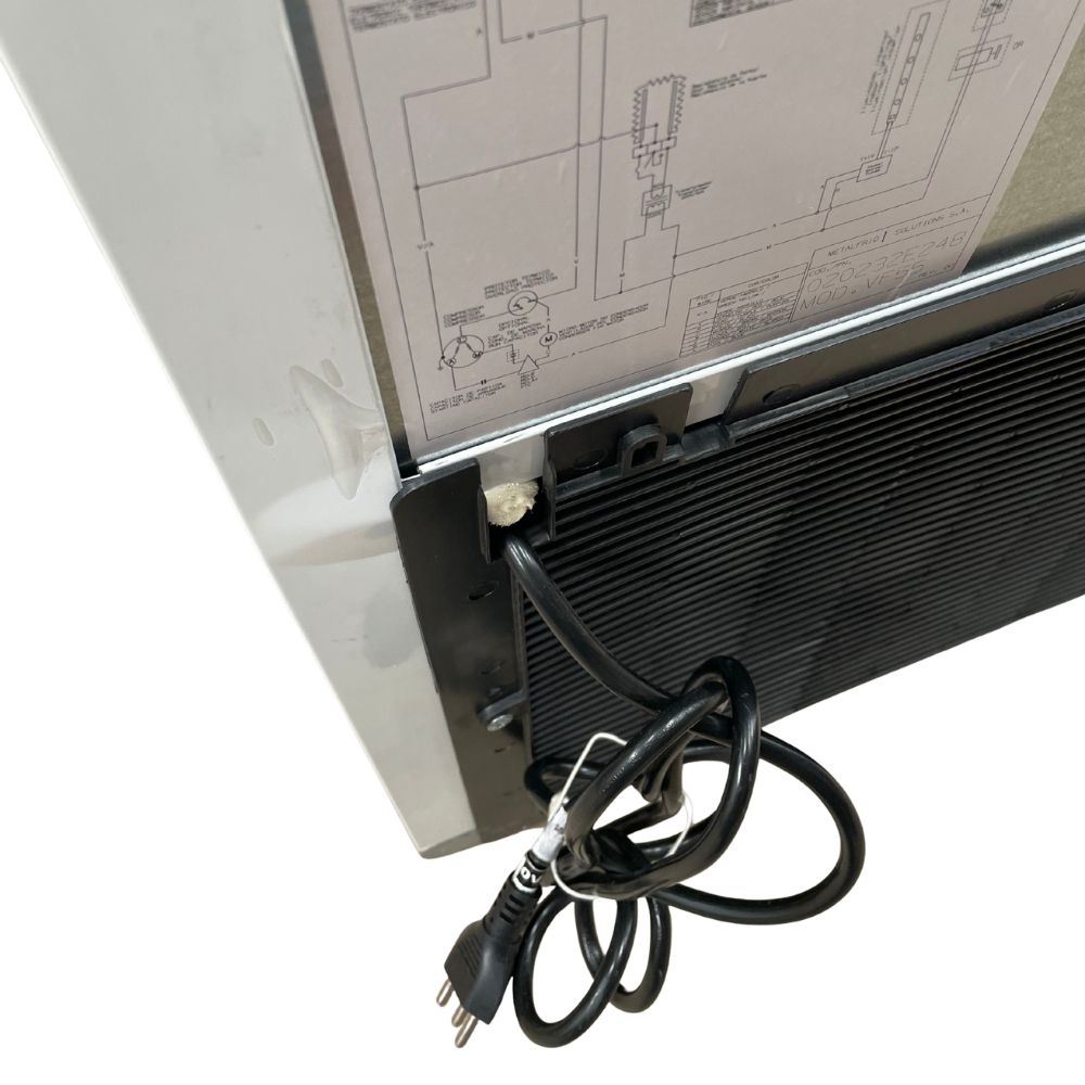 SEMINOVO - Freezer Conservador Vertical Tripla Ação Porta Com Visor 512 Litros VF55FT 220V - Metalfrio