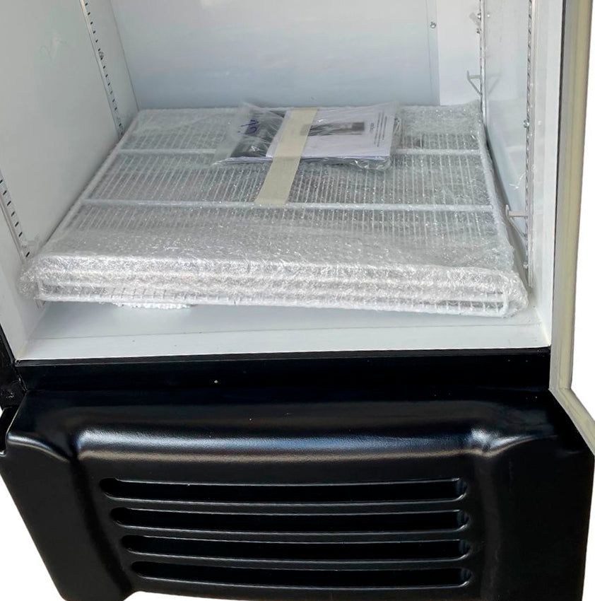 MOSTRUÁRIO - Cervejeira Preta 400L Porta Solida -5,5°C a +2°C VCC400S - Refrimate