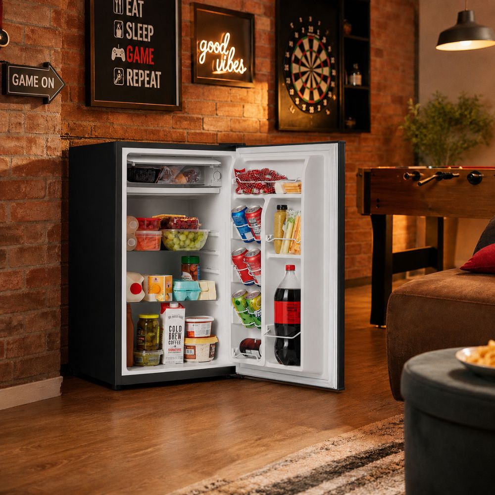 SEMINOVO - Frigobar Mini Refrigerador Doméstico Ice Compact 93l EFB101P 127V Preto - EOS
