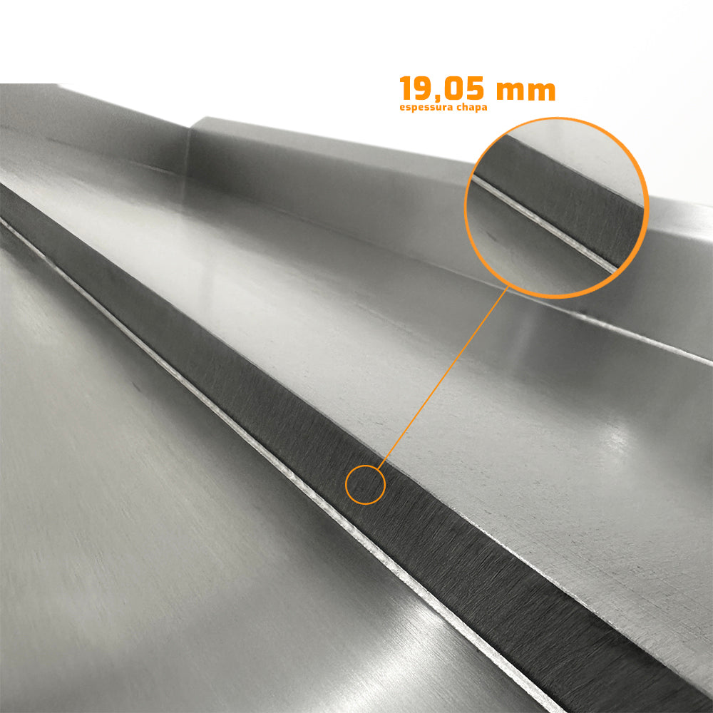 Espessura de 19mm da chapa de aço carbono da bifeteira industrial Venâncio PCM120G, garantindo cocção uniforme e robustez para uso intenso em estabelecimentos de grande porte.
