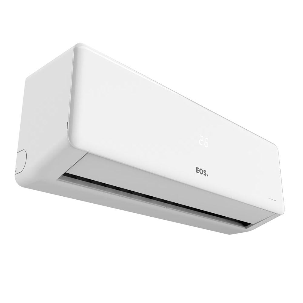Evaporadora interna lateral do Ar-condicionado Split EOS Master Inverter 24000 BTUs, destacando seu design moderno e as saídas de ar para ampla distribuição.