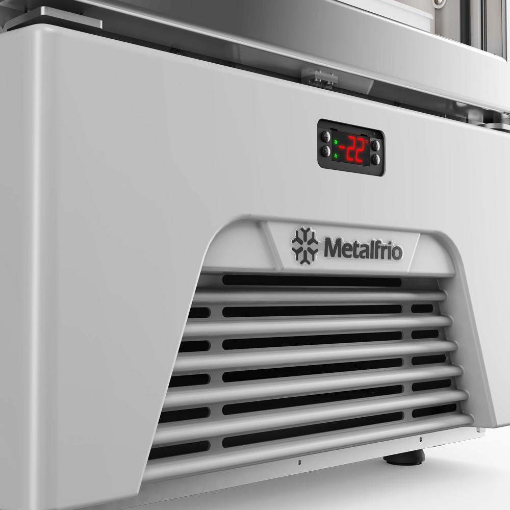 Freezer para congelados e sorvetes VF28 Metalfrio com porta branca na Salvador Comercial
