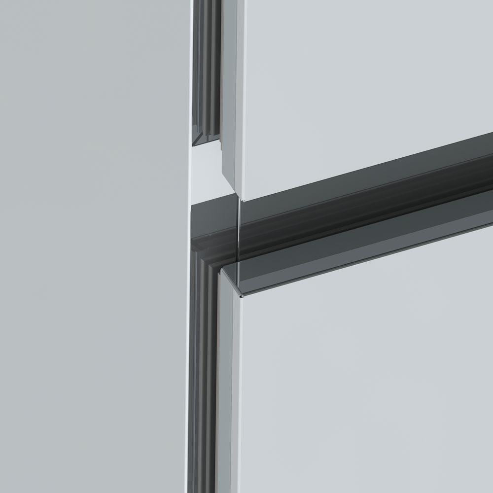 Câmara fria inox compacta Refrimate 753 litros com sistema de ar forçado e quatro portas.