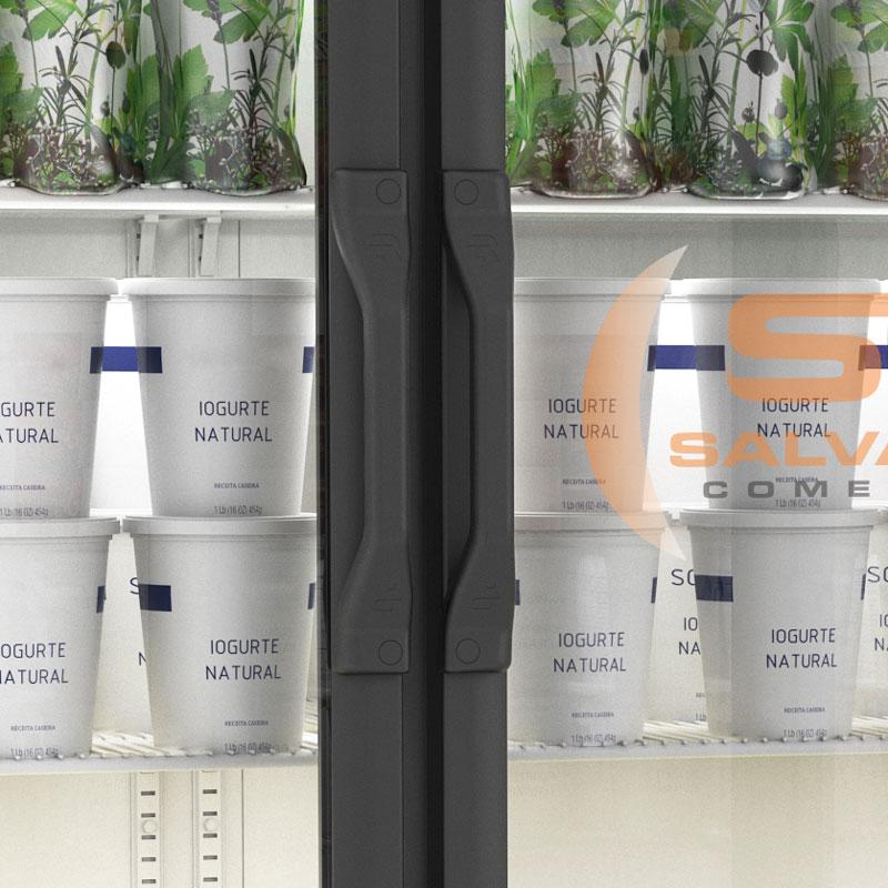 Expositor refrigerado para frios com duas portas à venda na Salvador Comercial