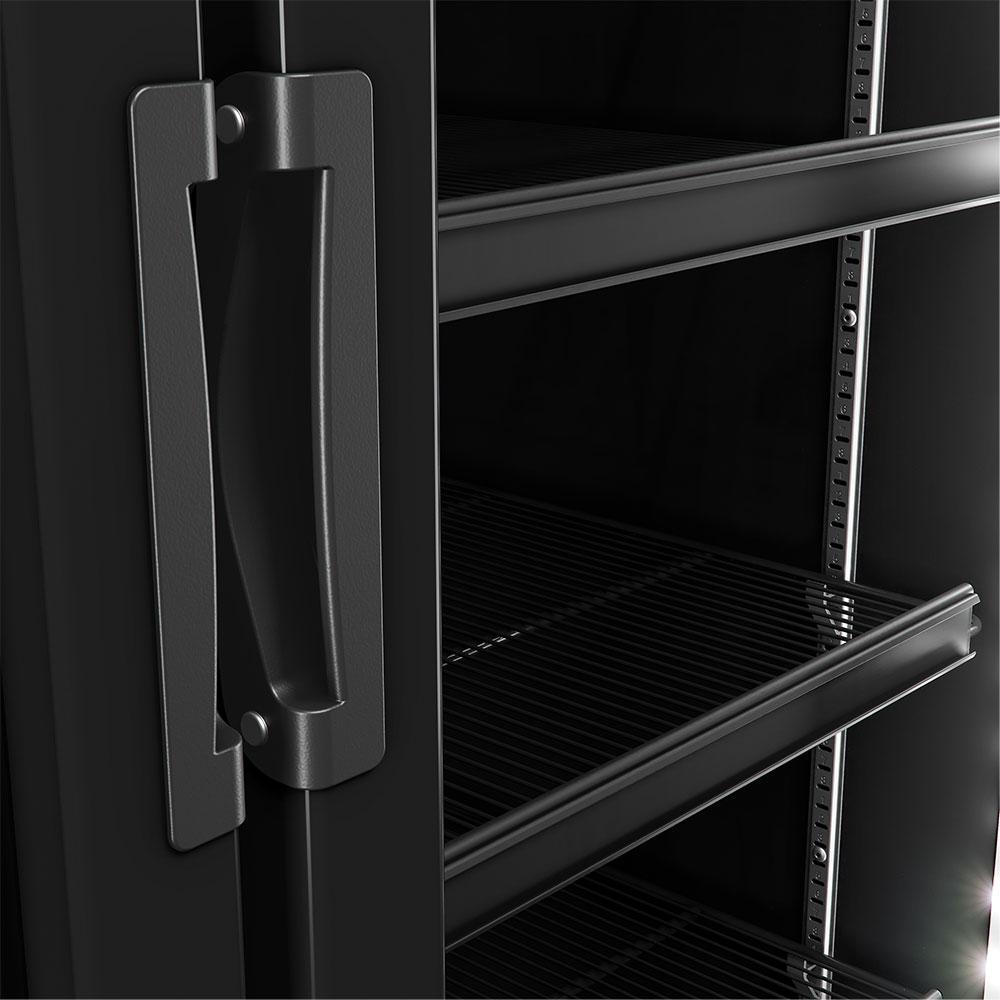Vitrine refrigerada para bebidas Metalfrio 1257 litros ideal para pontos de venda
