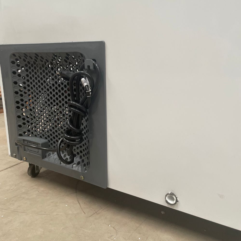 SEMINOVO - Freezer Horizontal Tampa de Vidro 144l NF20 220V - Metalfrio