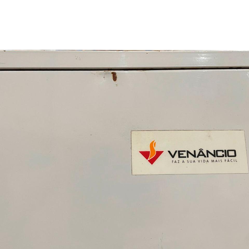 SEMINOVO - Kit Armário Crescimento Para 20 Esteiras AC20 + 26 Esteiras/formas - Venâncio