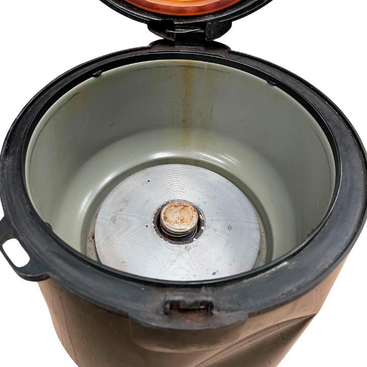 SEMINOVO - Panela Elétrica De Arroz 10 Xícaras Preta EPA10P 127V - EOS