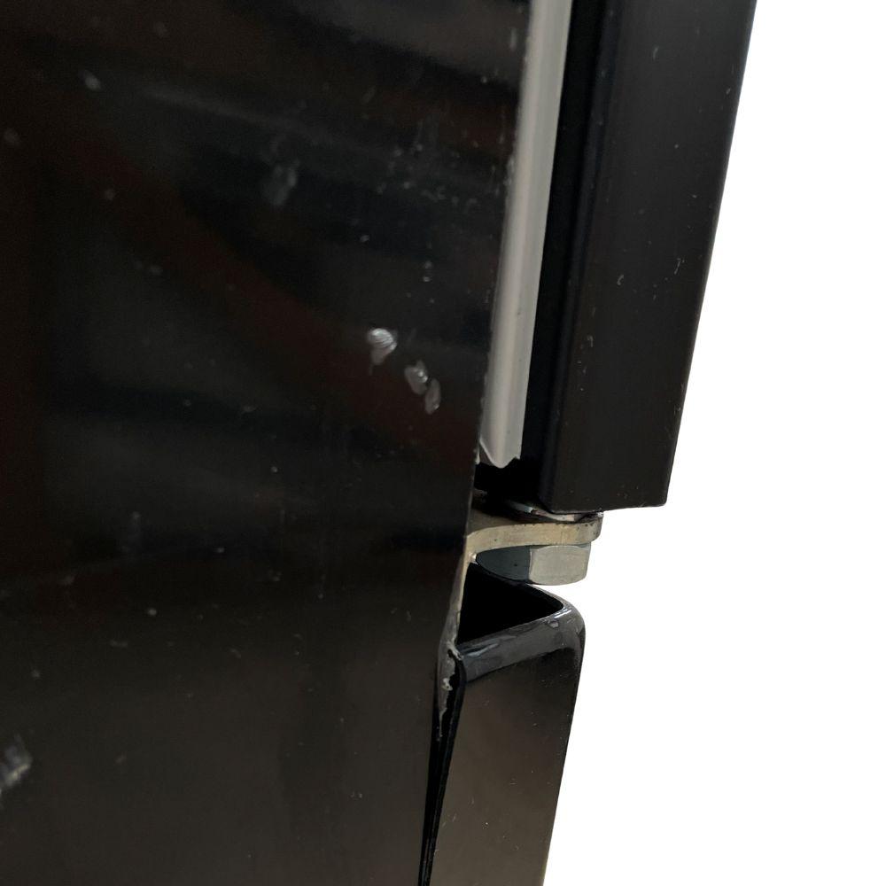 SEMINOVO - Refrigerador Expositor Vertical Bebidas Duas Portas Vidro 691L VB70AH All Black 220V - Metalfrio