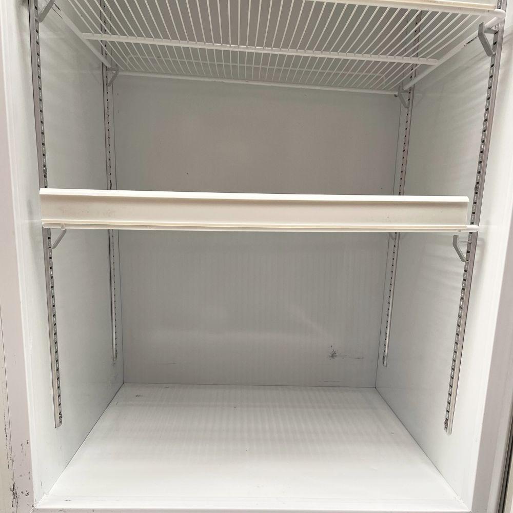 SEMINOVO - Visa Cooler Refrigerador Expositor de Bebidas Vertical 2 a 8ºc 370l VB40AL 127V Branco - Metalfrio