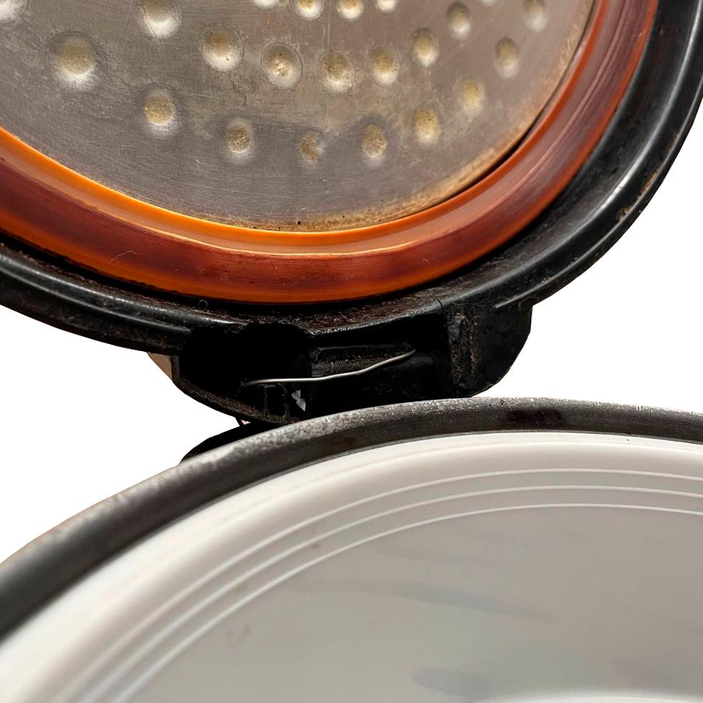 SEMINOVO - Panela Elétrica De Arroz 10 Xícaras Preta EPA10P 127V - EOS