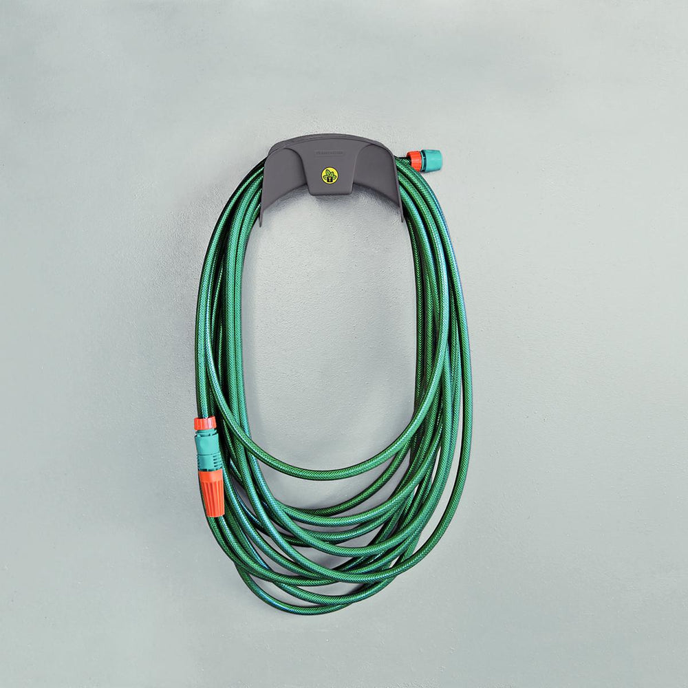Mangueira de Jardim Flex Verde Pvc 3 Camadas 25m Engate, Esguicho, Suporte - Tramontina 79322250