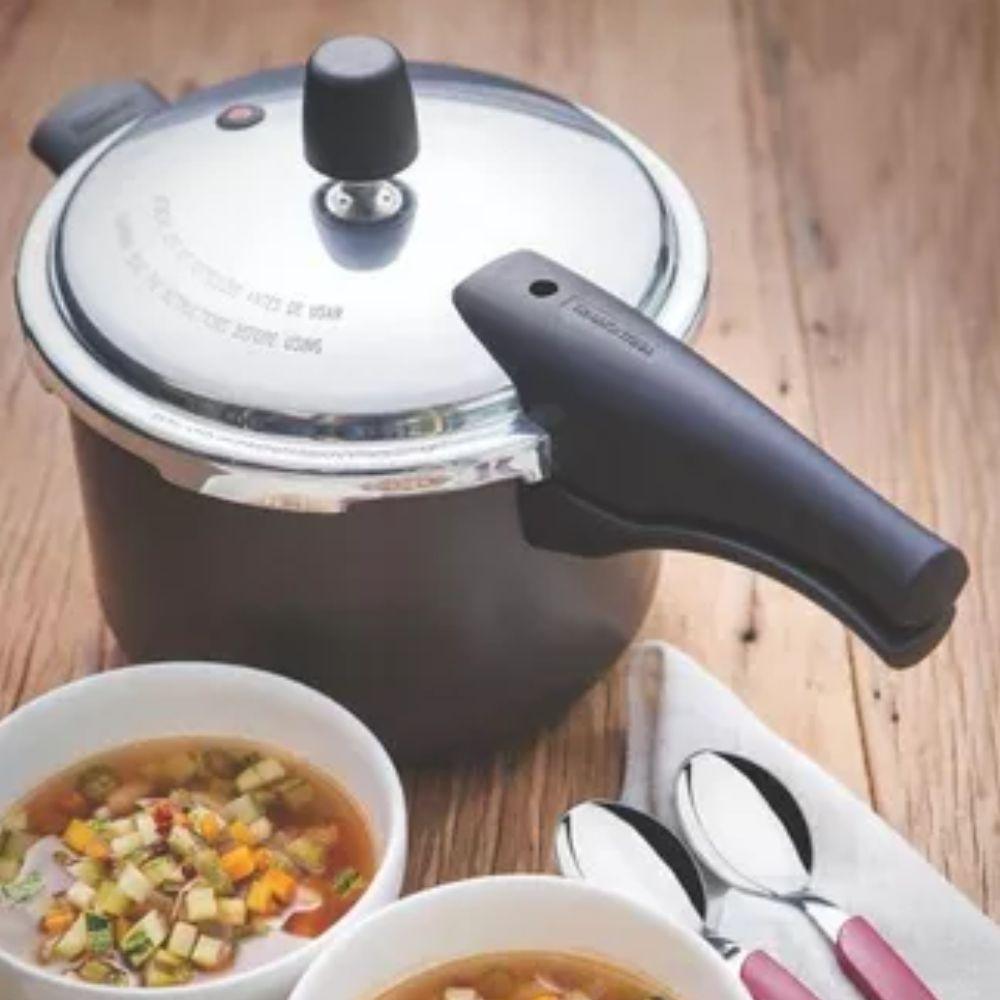 Jogo de Panela Pressão Antiaderente 4,5l Grafite Com Amassador Inox e Concha Tramontina