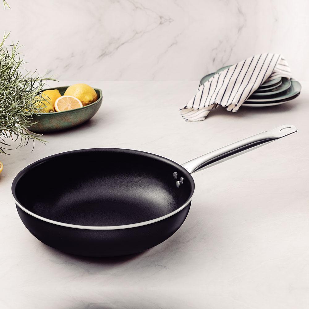 Frigideira Funda Piemonte em Alumínio 2,5mm Antiaderente Preto 28 cm 4 l Preto - Tramontina 28351028
