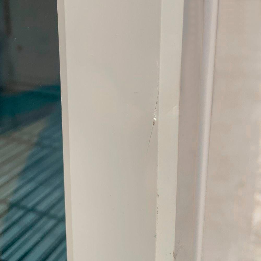 SEMINOVO - Refrigerador Expositor Vertical 124L Eco Gelo Branco EEV120B 220V - EOS