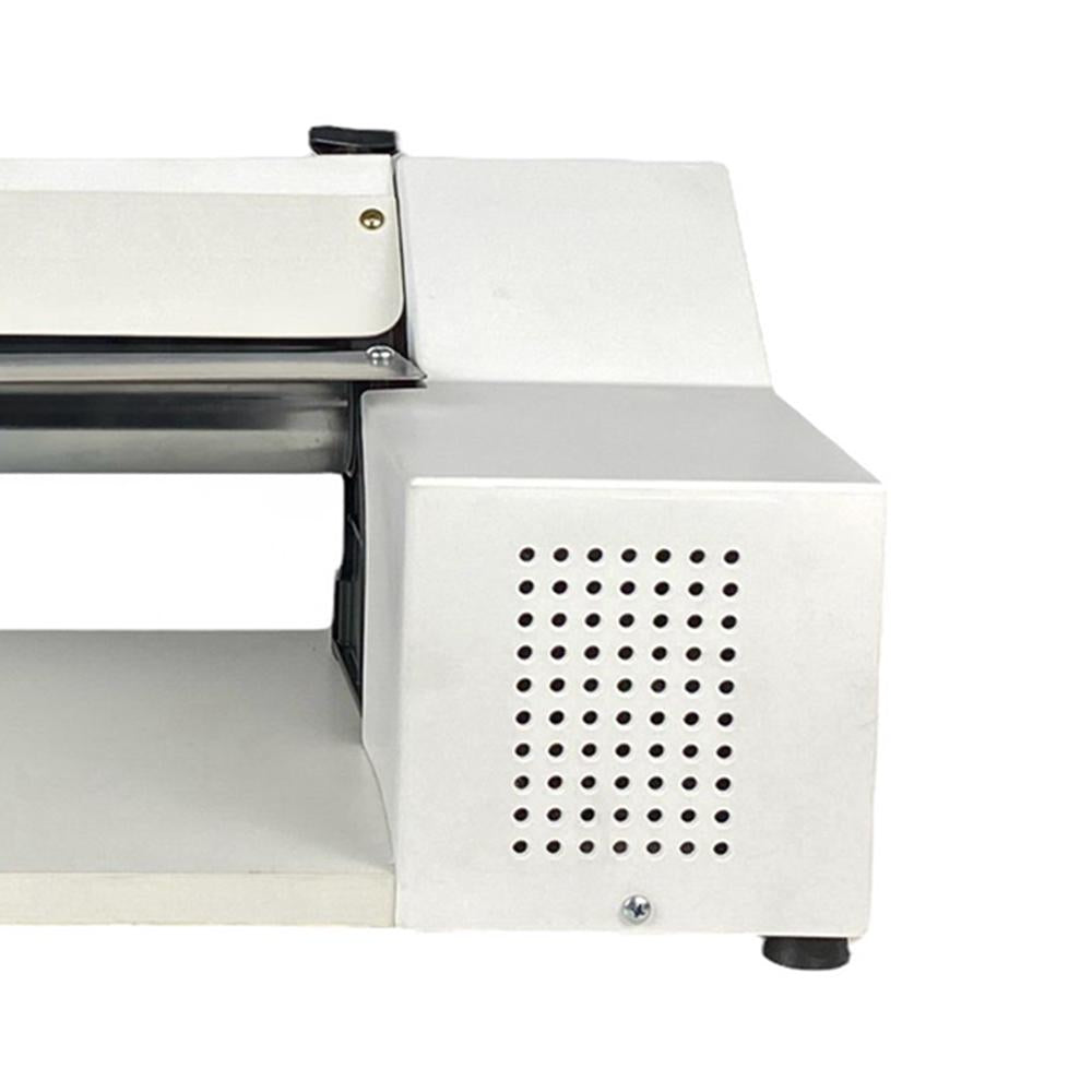 Cilindro Laminador Elétrico Profissional 28cm Branco Com Cortador Talharim 1/4 CV Bivolt - Malta 3107000