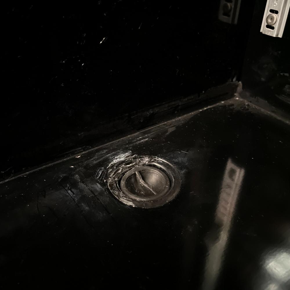 SEMINOVO - Freezer Conservador Vertical Dupla Ação Porta de Vidro 512 Litros Vf55AH All Black 127v - Metalfrio