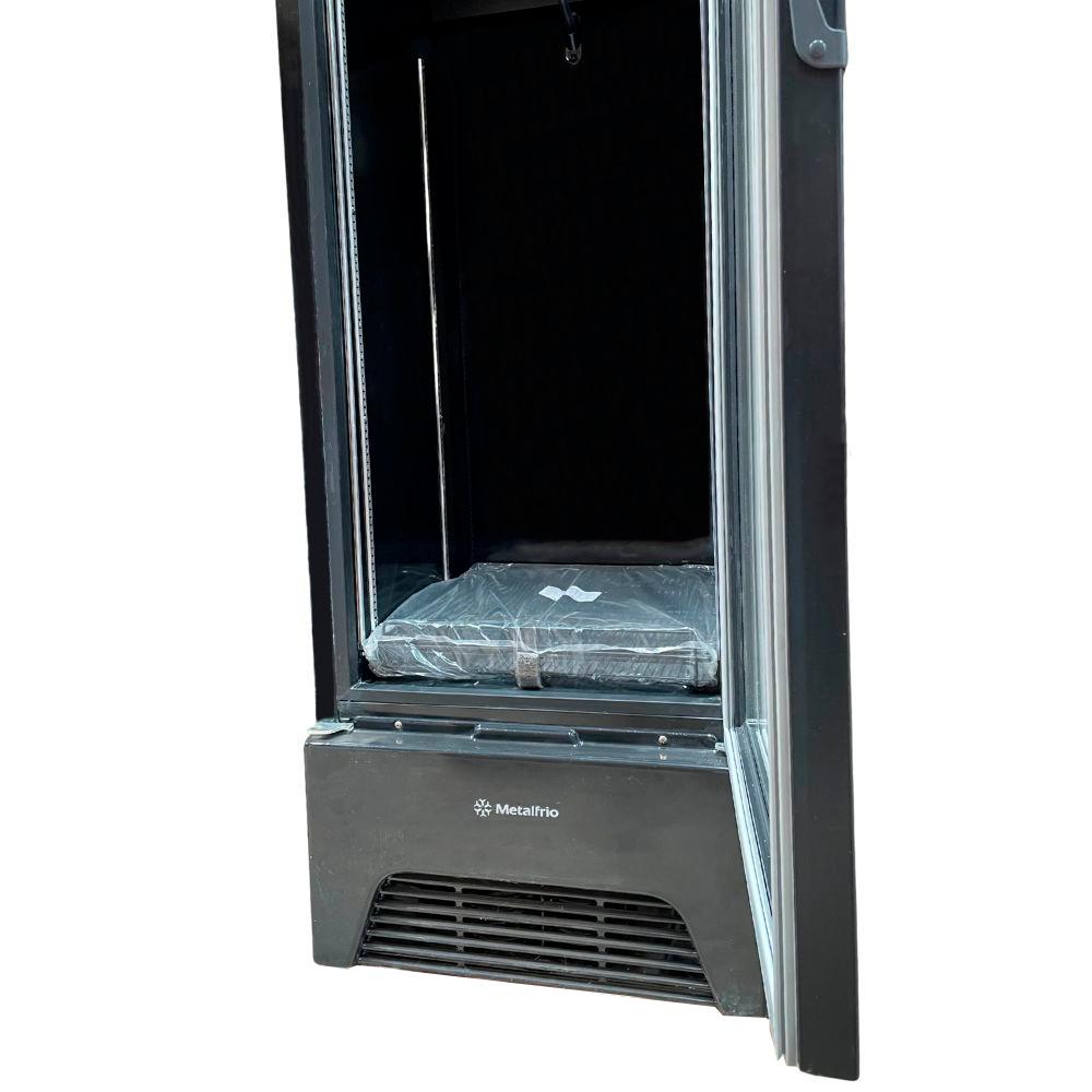 SEMINOVO - Visa Cooler Refrigerador Expositor de Bebidas Vertical 2 a 8ºc 370l Vb40ah 127V All Black - Metalfrio