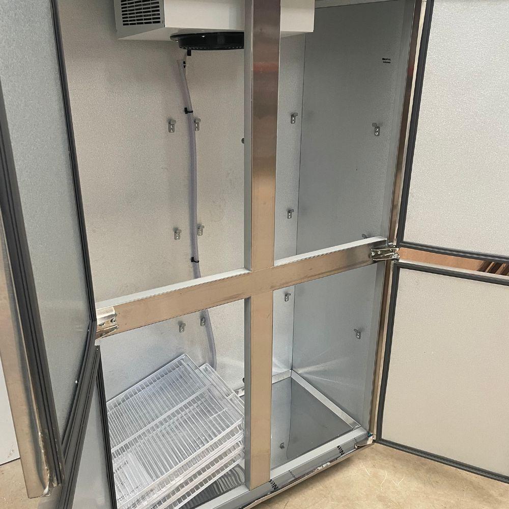 Seminovo - Refrigerador Vertical 4 Portas Inox Ext Comercial  Mcecv4p 220v - Venâncio