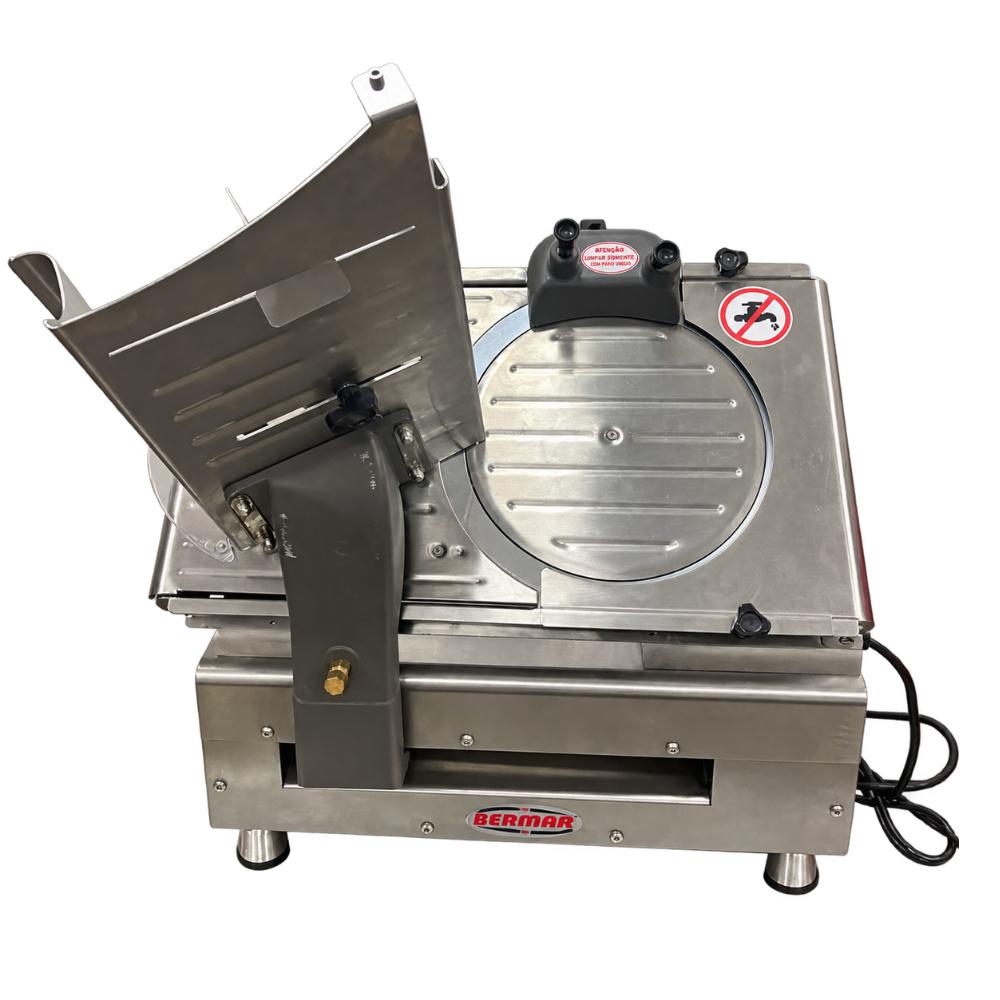 Seminovo - Cortador de Frios Automático Lâmina 300 mm em Aço Inoxidável BM18 NR PF 127/220V BERMAR