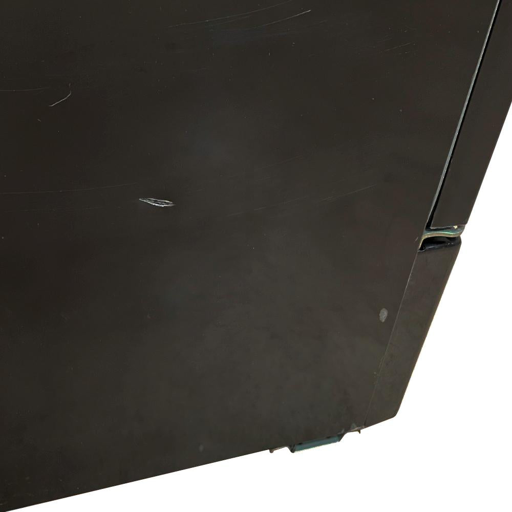 SEMINOVO - Visa Cooler Refrigerador Expositor de Bebidas Vertical 2 a 8ºc 370l Vb40al 220v All Black - Metalfrio
