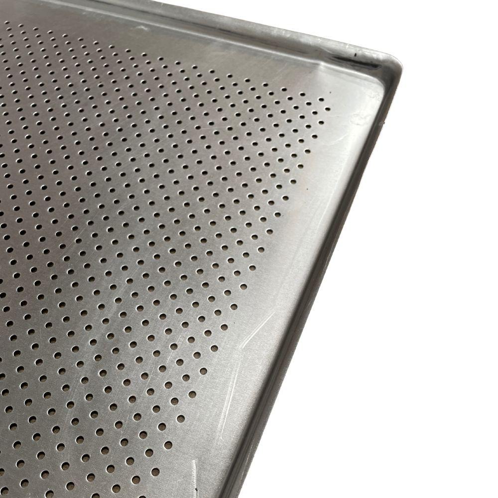 SEMINOVO - Kit 10 Assadeiras Estampada Perfurada Alumínio 35cm x 35cm Prp-004 - Cimapi