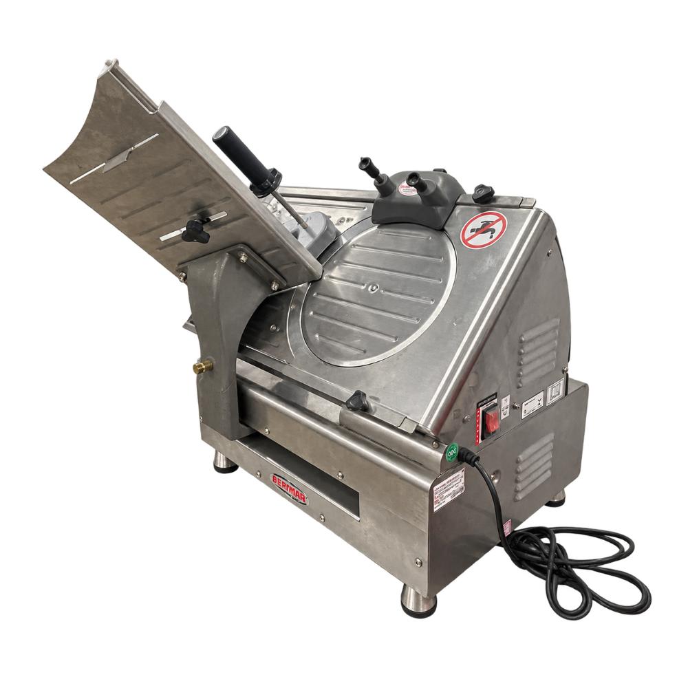 Seminovo - Cortador de Frios Automático Lâmina 300 mm em Aço Inoxidável BM18 NR PF 127/220V BERMAR
