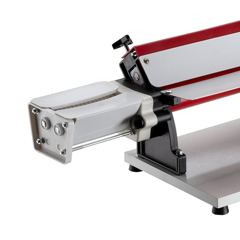 Cilindro Laminador Elétrico Profissional 28cm Vermelho Com Cortador Talharim 1/4 CV Bivolt - Malta 3107002