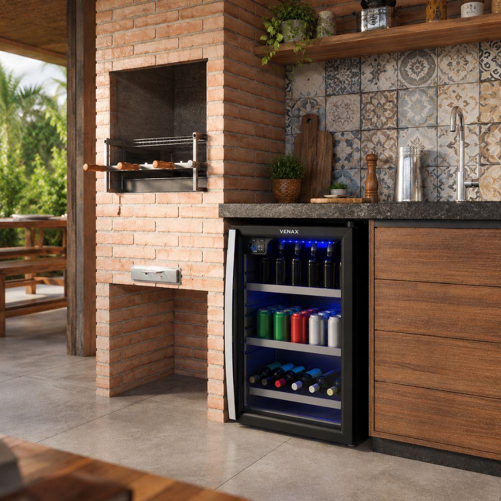 SEMINOVO - Visa Cooler Expositor Cervejeiro Porta Vidro 100L Blue Light EXPVQBL100 Bivolt (com Transformador) - Venax