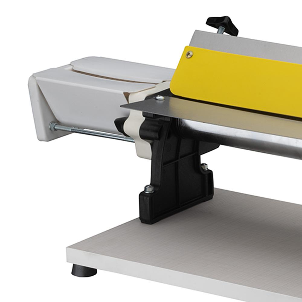 Cilindro Laminador Elétrico Profissional 40cm Inox Com Cortador Talharim 1/3 CV Bivolt - Malta 3107019