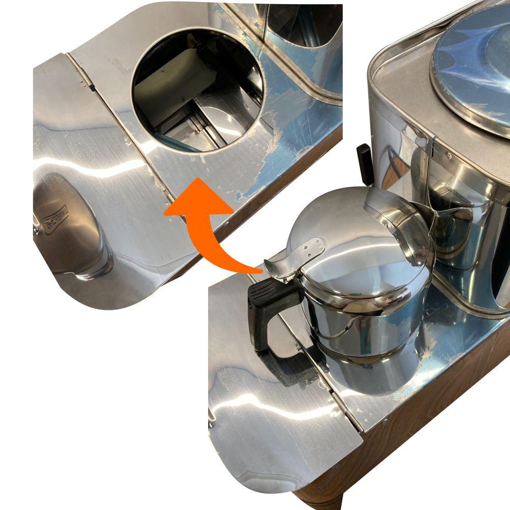 SEMINOVO - Cafeteira Industrial Elétrica Com Bule, Depósito 3L e Esterilizador MC13 127V - Universal