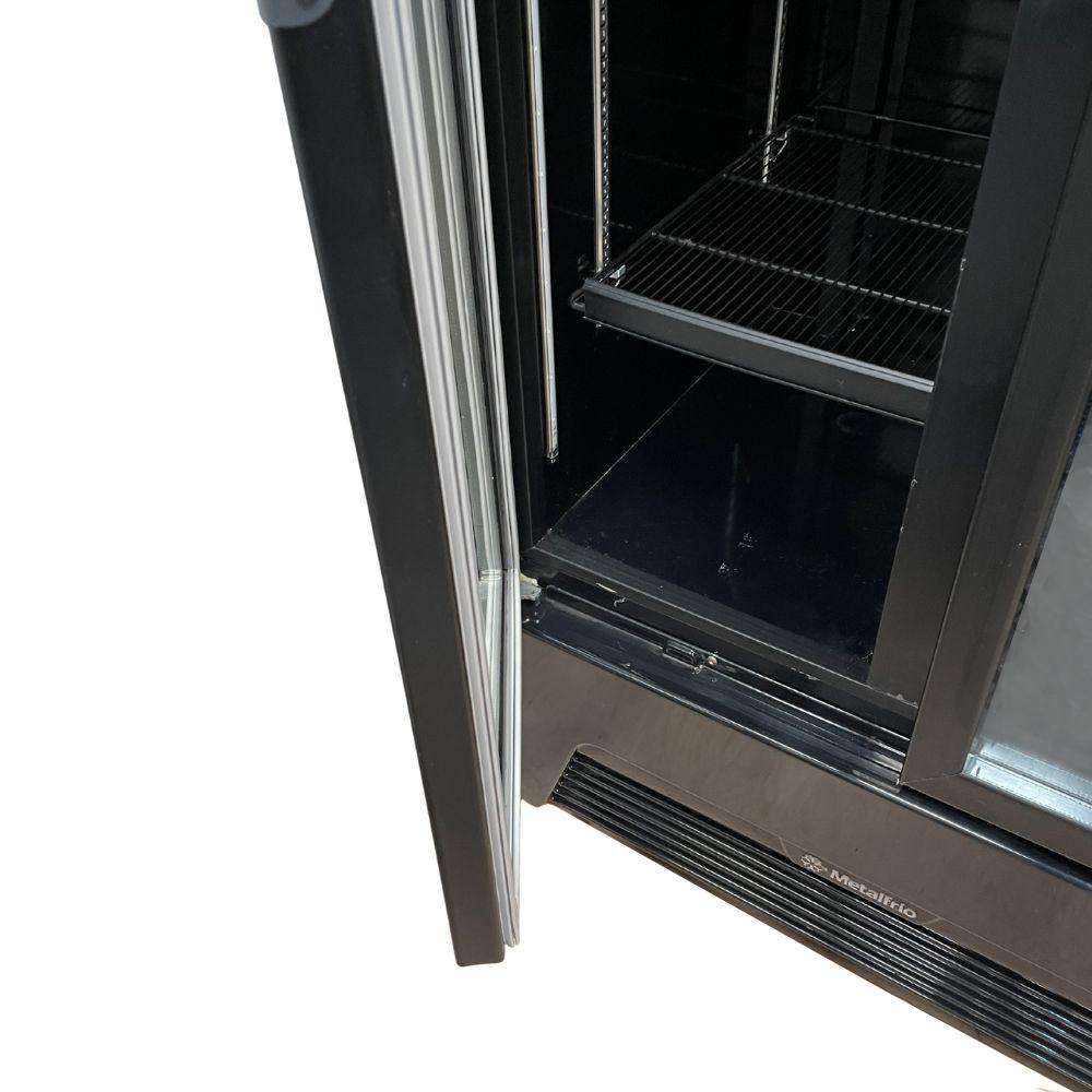 SEMINOVO - Refrigerador Expositor Vertical Bebidas Duas Portas Vidro 691L VB70AH All Black 220V - Metalfrio