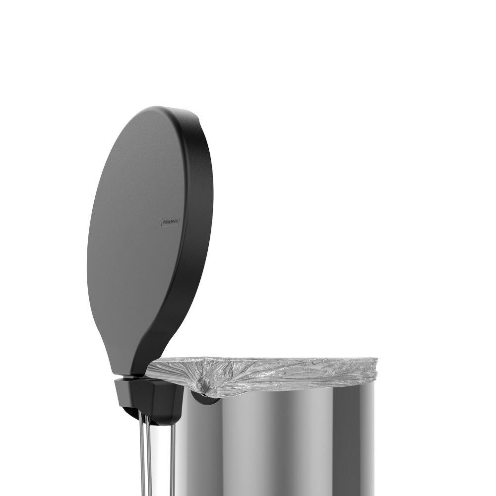 Lixeira Com Pedal em Aço Inox Com Acabamento Polido New 12 Litros - Tramontina 94538712