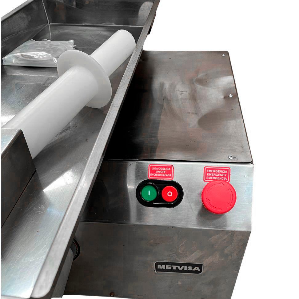 SEMINOVO - Picador Moedor de Carne Profissional Para Açougues Boca 22 Aço Carbono 1cv Pcl22l 220V - Metvisa