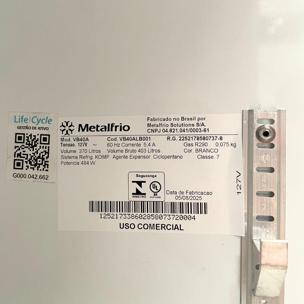 SEMINOVO - Visa Cooler Refrigerador Expositor de Bebidas Vertical 2 a 8ºc 370l VB40AL 127V Branco - Metalfrio