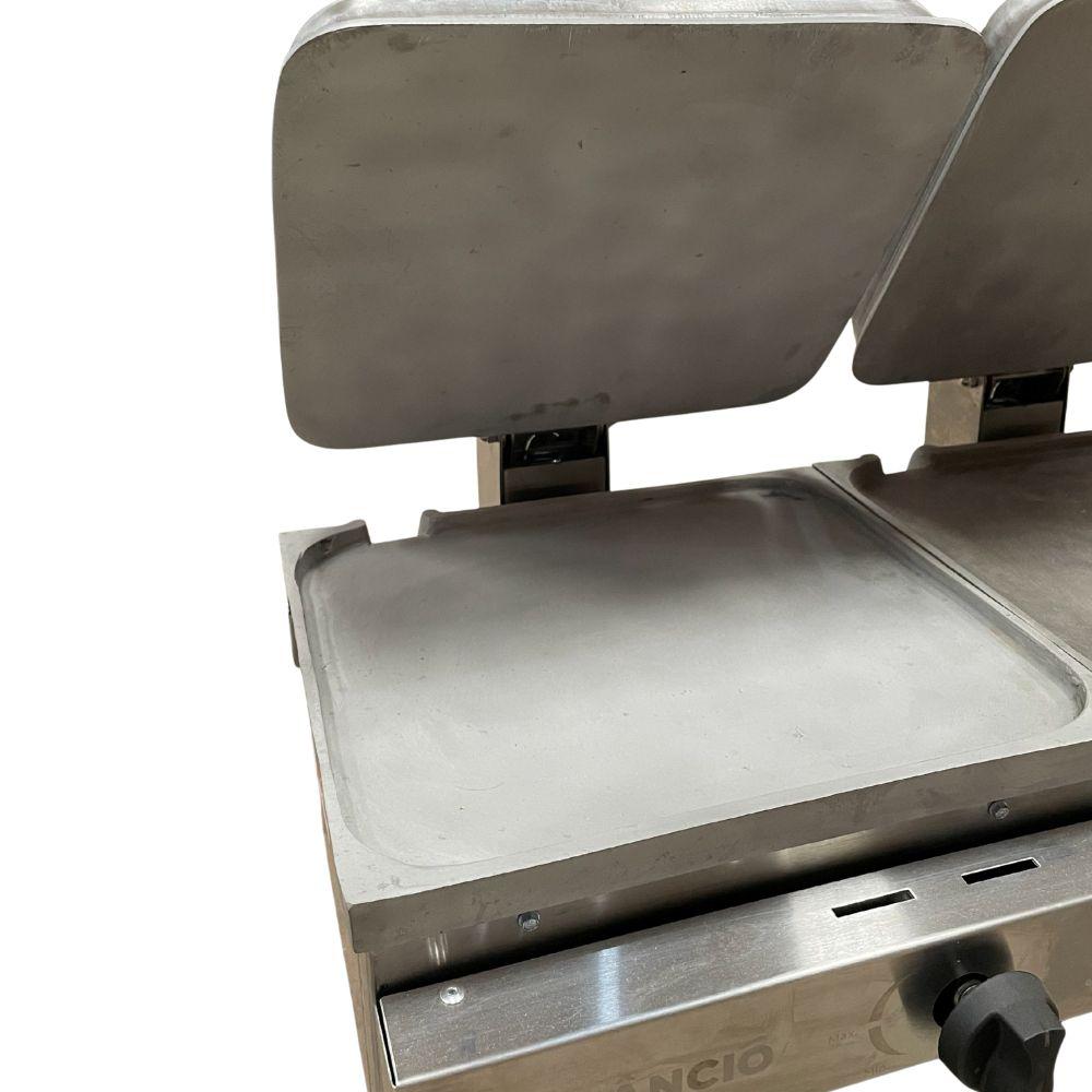 SEMINOVO - Sanduicheira Lanche Conjugada Gás 2 Prensa Chapa Lisa Alumínio SCG70A2P - Venâncio