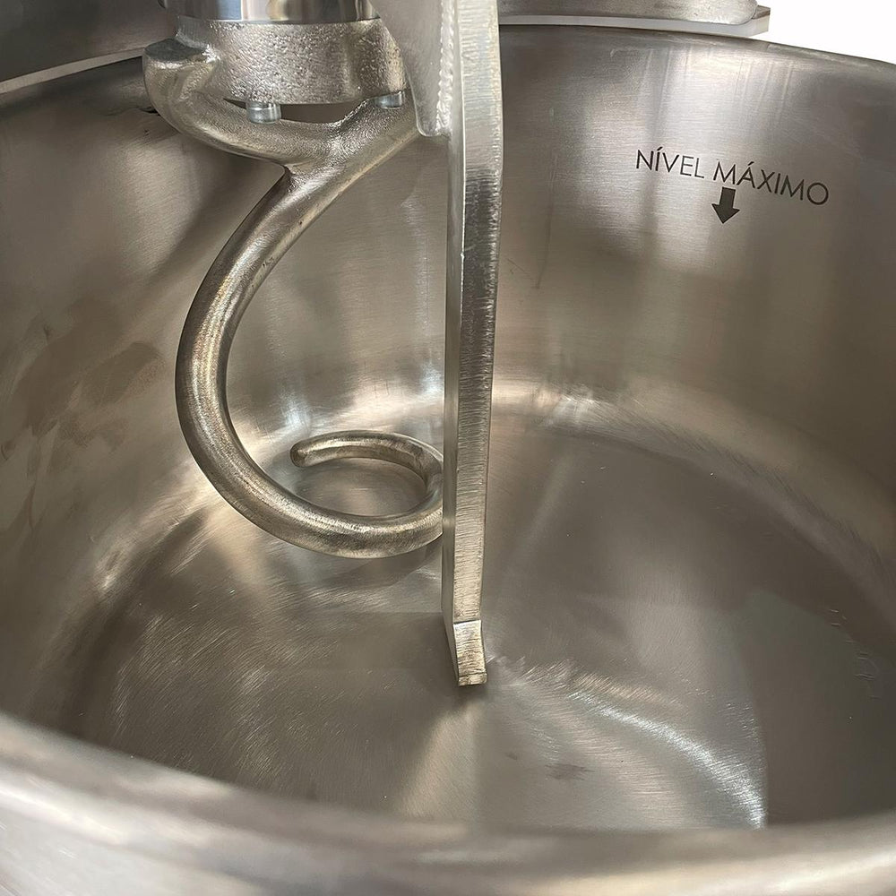 Amassadeira Espiral 80 kg Masseira Industrial Epóxi 2 Velocidades AE 80 G2 Trifásica 380T - Gpaniz 35827