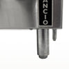 Pés ajustáveis da chapa bifeteira industrial Venâncio PCM120G, permitindo nivelamento em diferentes superfícies e otimizando a estabilidade em cozinhas profissionais.