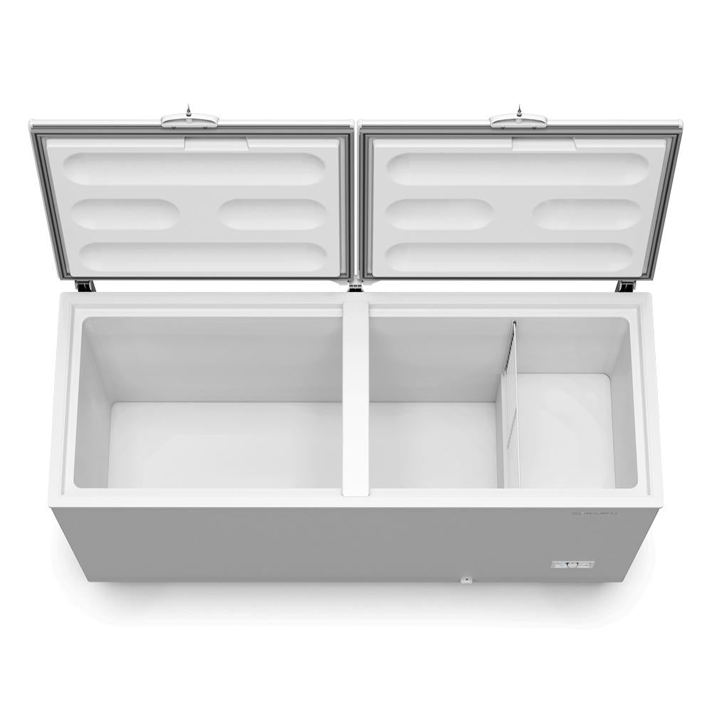 Freezer horizontal Metalfrio DA550IF Tech aberto, exibindo alimentos congelados e refrigerados, ilustrando a versatilidade dupla ação.