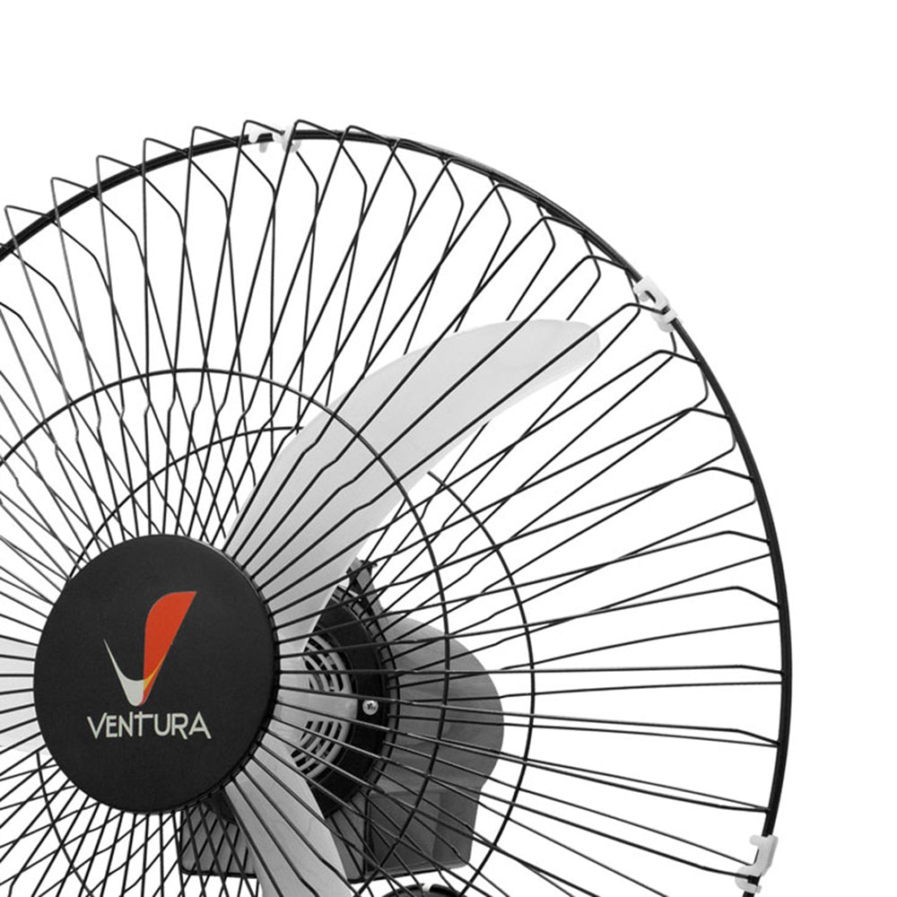 Ventilador de Parede Oscilante Venti Delta 60cm Preto com Grade de Aço em Funcionamento