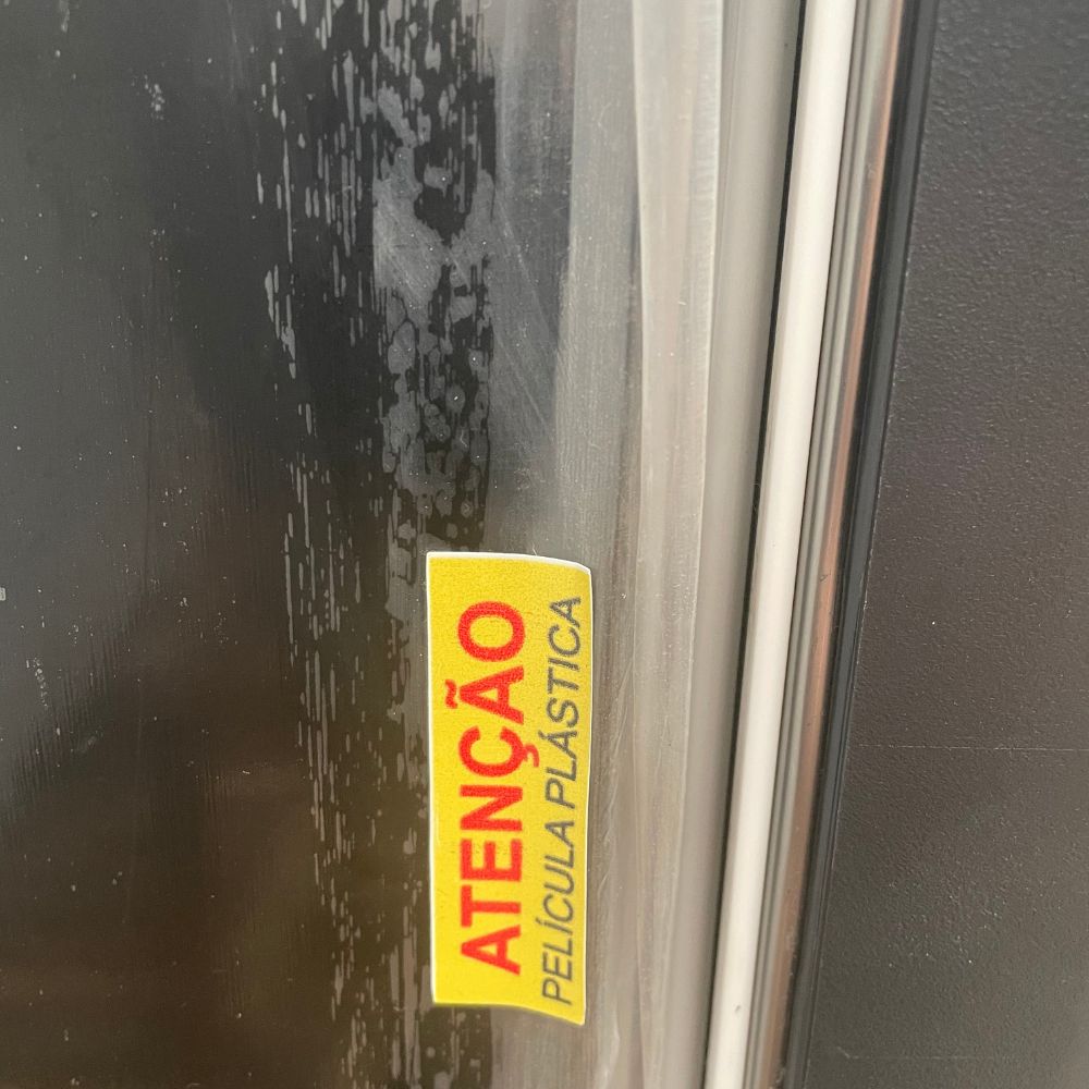 SEMINOVO - Cervejeira Expositor Refrigerado Beer Maxx 287l Inox VN28TP 127V - Metalfrio